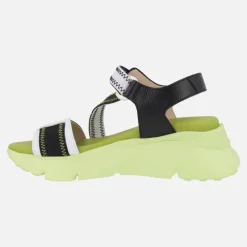Sandalias Hispanitas con piso volumen y cierre de velcro