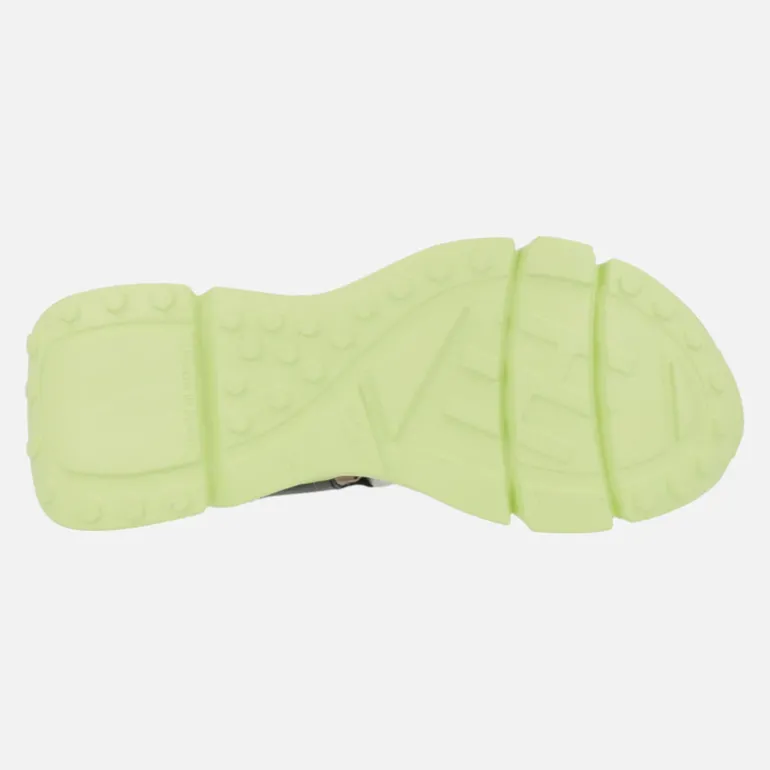 Sandalias Hispanitas con piso volumen y cierre de velcro