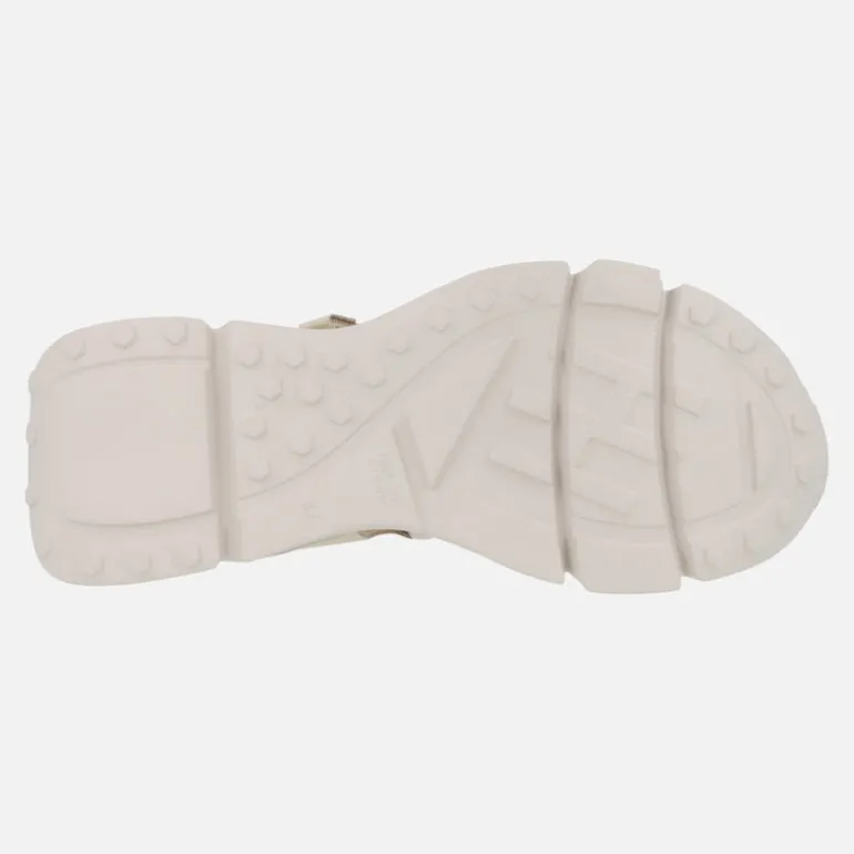 Sandalias Hispanitas con piso volumen y cierre de velcro