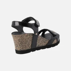Sandalias Julia en charol negro con cierre de velcros
