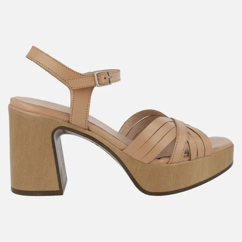 Sandalias Marisol Sand con tacón y plataforma