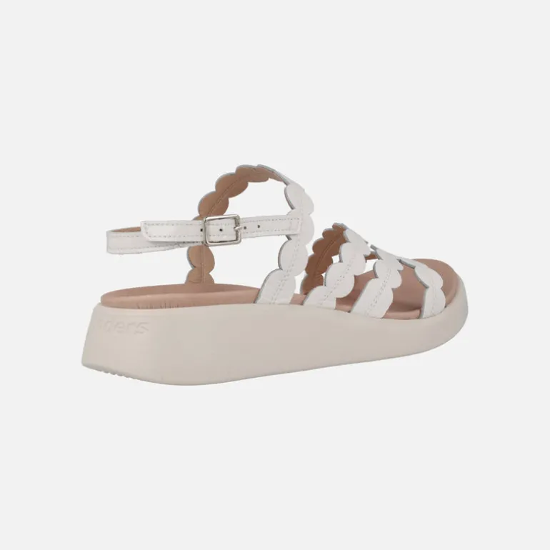 Sandalias Motril en piel acharolada con planta Memorygel