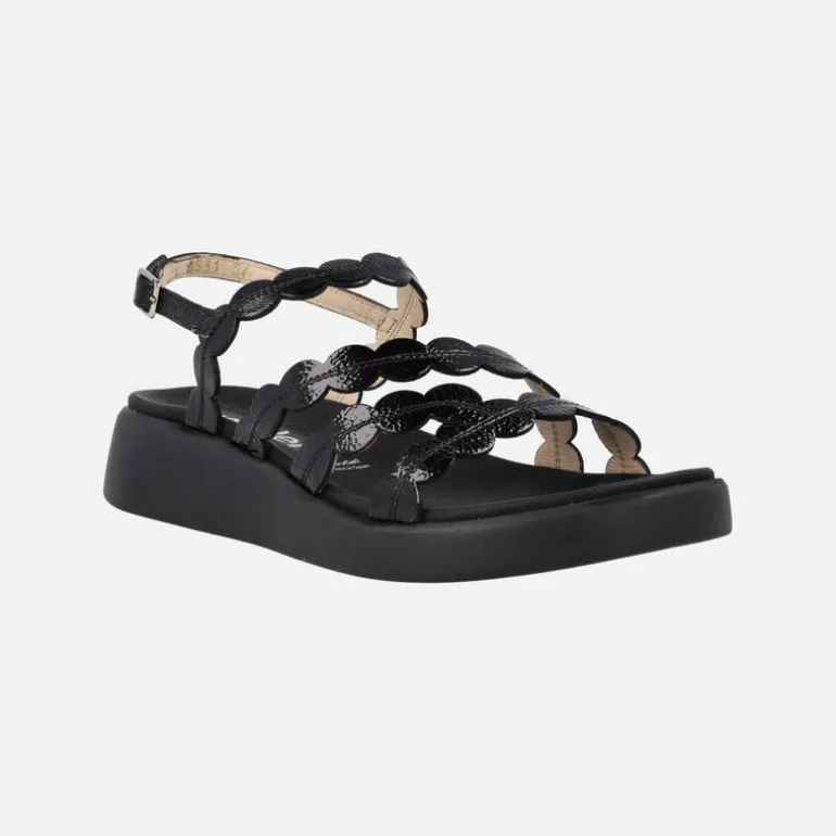 Sandalias Motril en piel acharolada con planta Memorygel