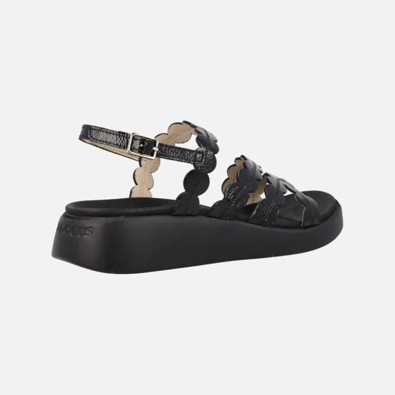 Sandalias Motril en piel acharolada con planta Memorygel