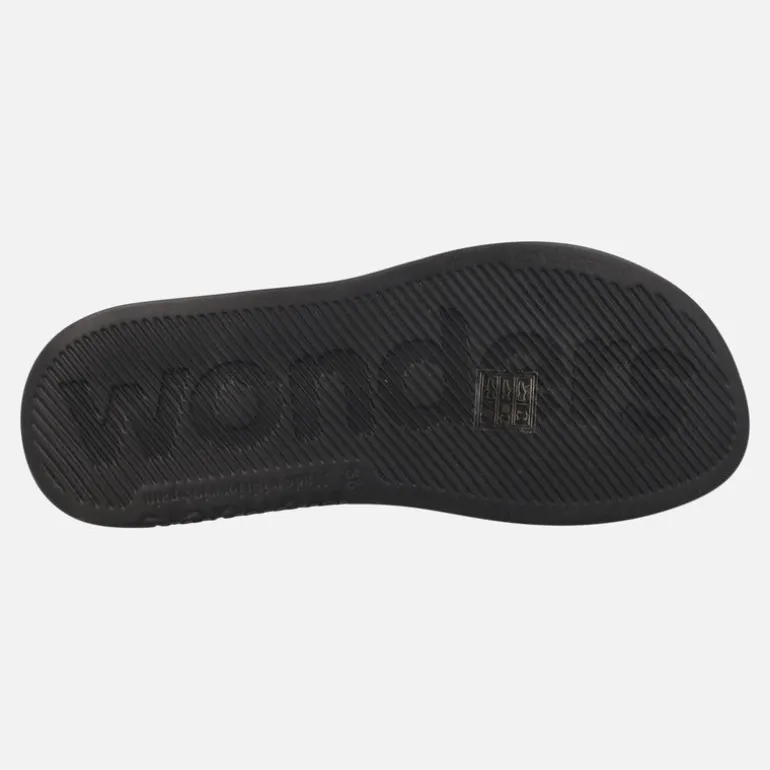 Sandalias Motril en piel acharolada con planta Memorygel