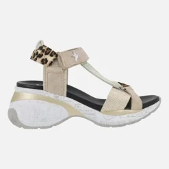 Sandalias multi material con detalles en leopardo y cierre de velcro