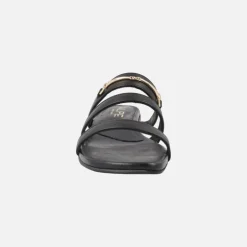 Sandalias negras con triple tira y adorno metálico Amalfi