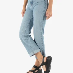 Sandalias negras de piel con plataforma y cierre de velcros Noor