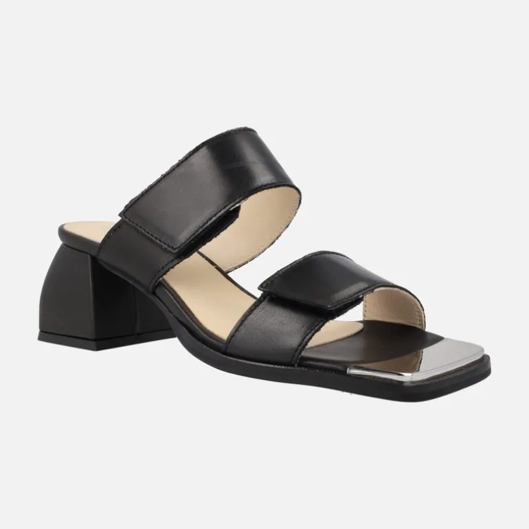 Sandalias negras de piel con velcros Alpe Dolly