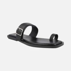 Sandalias negras de piel con pieza para dedo