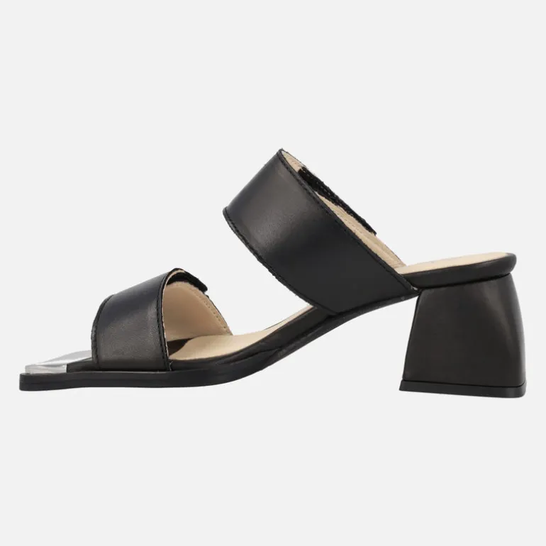 Sandalias negras de piel con velcros Alpe Dolly