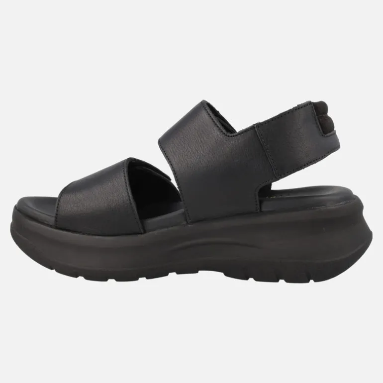 Sandalias negras de piel con plataforma Noah