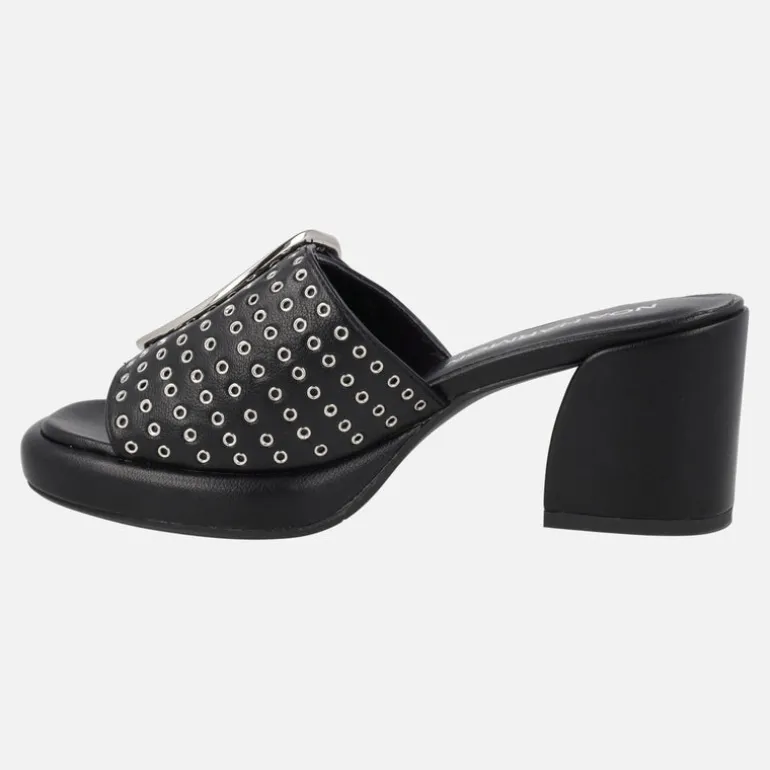 Sandalias negras de tacón con remaches y maxi hebilla Lil Cheer