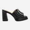 Sandalias negras Gloria con tacón alto y remaches