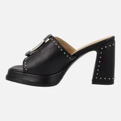 Sandalias negras Gloria con tacón alto y remaches