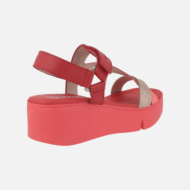Sandalias Pandora con tiras combinadas y plataforma Extralight