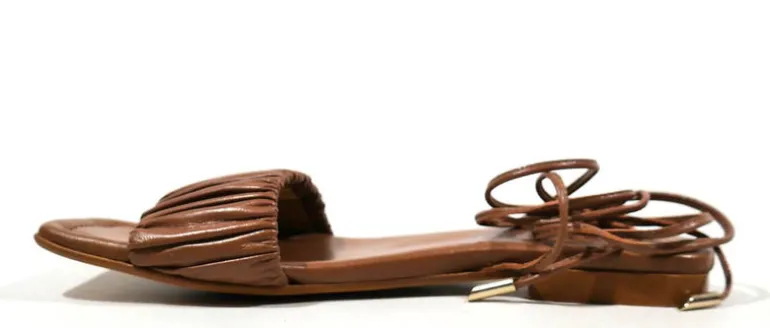Sandalias planas con pala fruncida y cintas para mujer