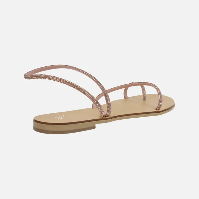 Sandalias planas con tiras de strass