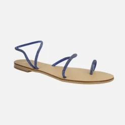 Sandalias planas con tiras de strass