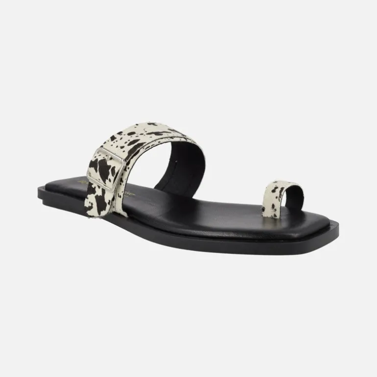 Sandalias planas de dedo con estampado animal print