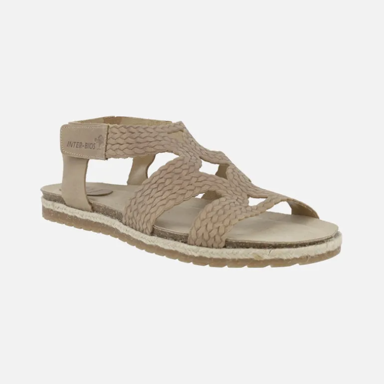 Sandalias planas de piel efecto trenzado con cierre de velcro