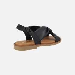 Sandalias planas de piel con tiras entrelazadas