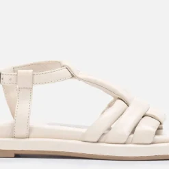 Sandalias planas de piel con tiras entrelazadas