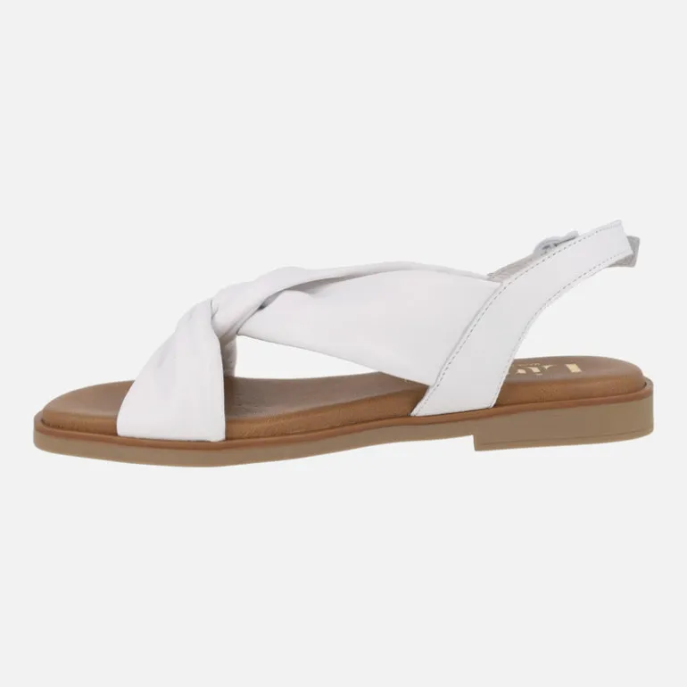 Sandalias planas de piel con tiras entrelazadas