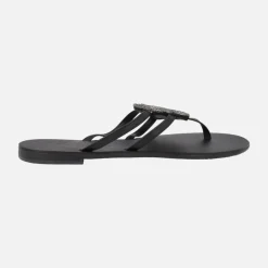 Sandalias planas negras con adorno de strass