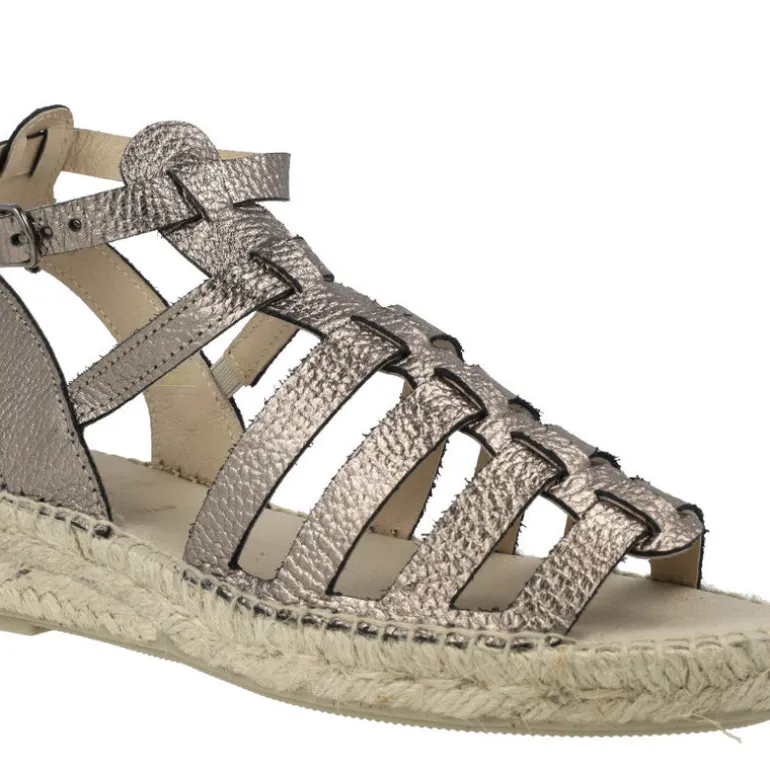 Sandalias romanas con piso de esparto en metal acero