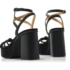 Sandalias Sindy con pala de nudo y plataforma