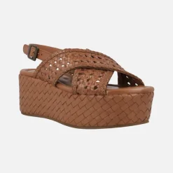 Sandalias trenzadas de piel con maxi plataforma Carmela