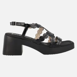 Sandalias Wonders Neus en charol negro