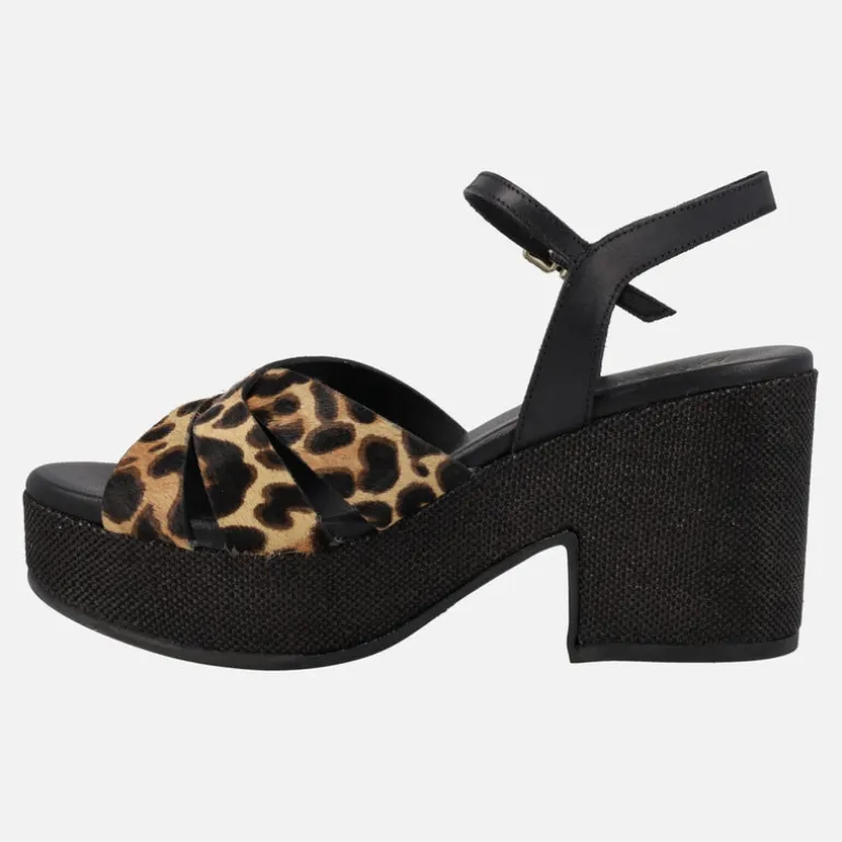 Sandalias Zael en animal print leopardo con plataforma de rafia