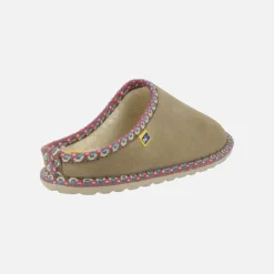 Zapatillas de casa descalzas en piel serraje con forro borreguillo