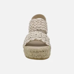 Zapatillas de esparto con cuña media y tiras trenzadas de rafia