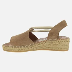 Zapatillas de esparto con puntera abierta y cuña baja