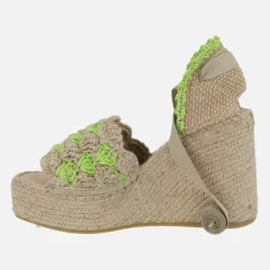 Zapatillas de esparto con cuña alta y plataforma en tejido ganchillo
