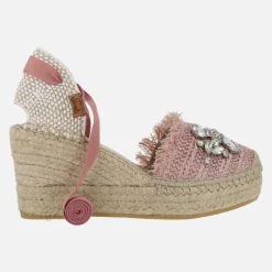 Zapatillas de esparto en rafia con adorno de cristales y cintas