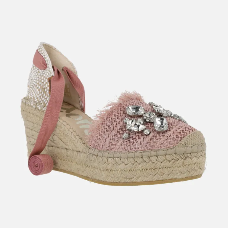 Zapatillas de esparto en rafia con adorno de cristales y cintas