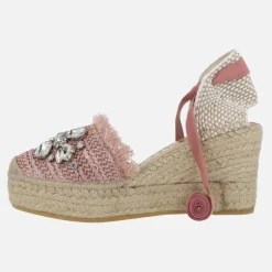 Zapatillas de esparto en rafia con adorno de cristales y cintas