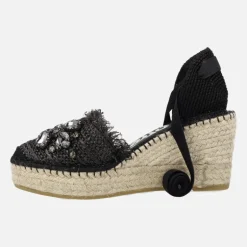 Zapatillas de esparto en rafia con adorno de cristales y cintas