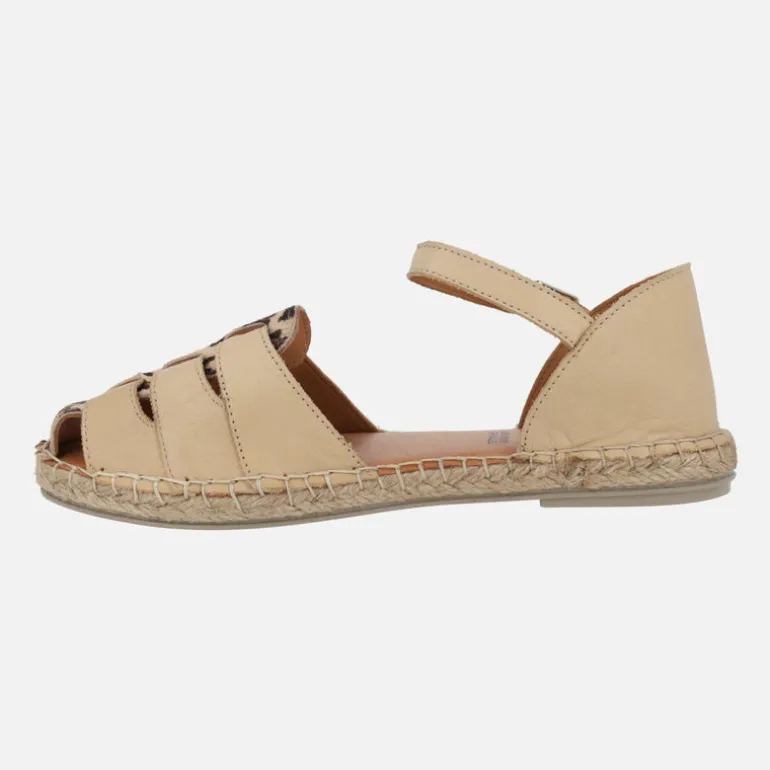 Zapatillas de esparto en piel estilo cangrejeras con detalles en leopardo