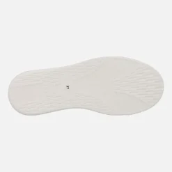 Zapatillas deportivas blancas Cetti 1320 con piso volúmen