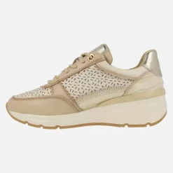 Zapatillas deportivas Carmela de piel con dibujo troquelado