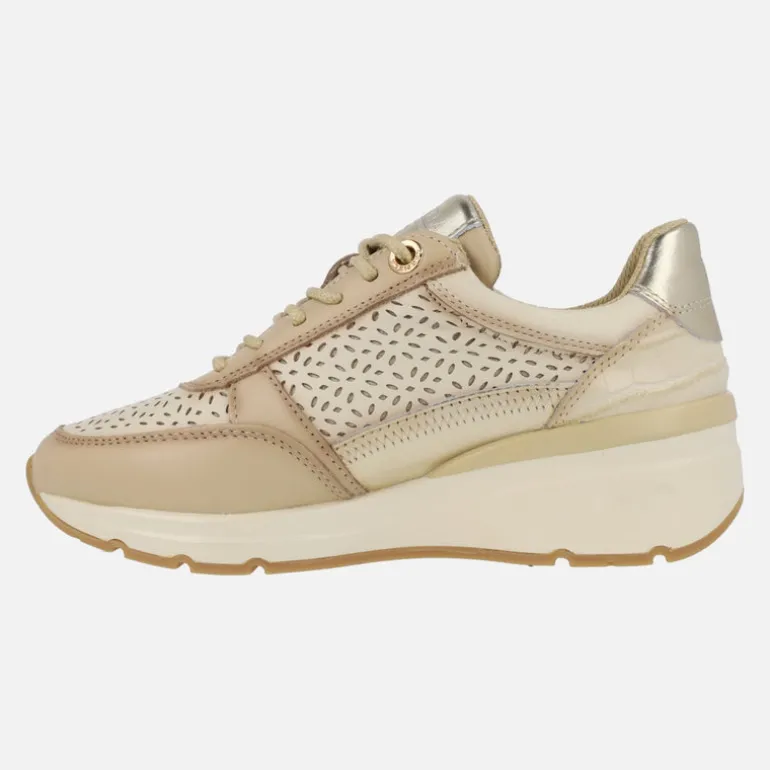 Zapatillas deportivas Carmela de piel con dibujo troquelado