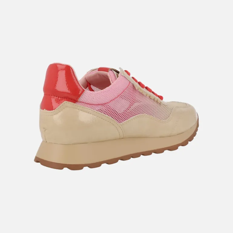 Zapatillas deportivas combinadas con cierre de cordones