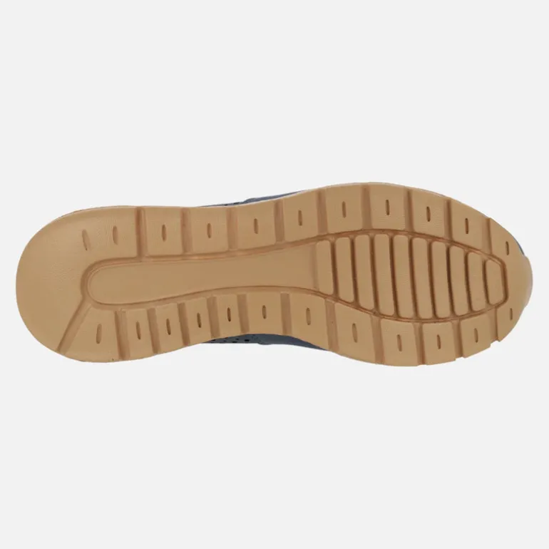Zapatillas deportivas con perforados y cordones elásticos
