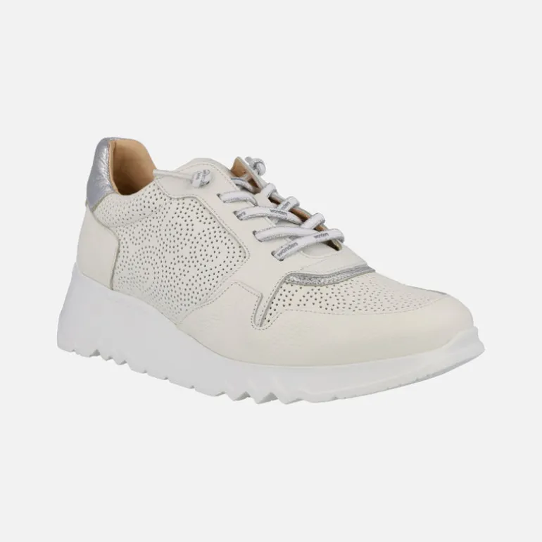 Zapatillas deportivas de piel con dibujos troquelados