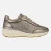 Zapatillas deportivas en piel metalizada plomo con picados